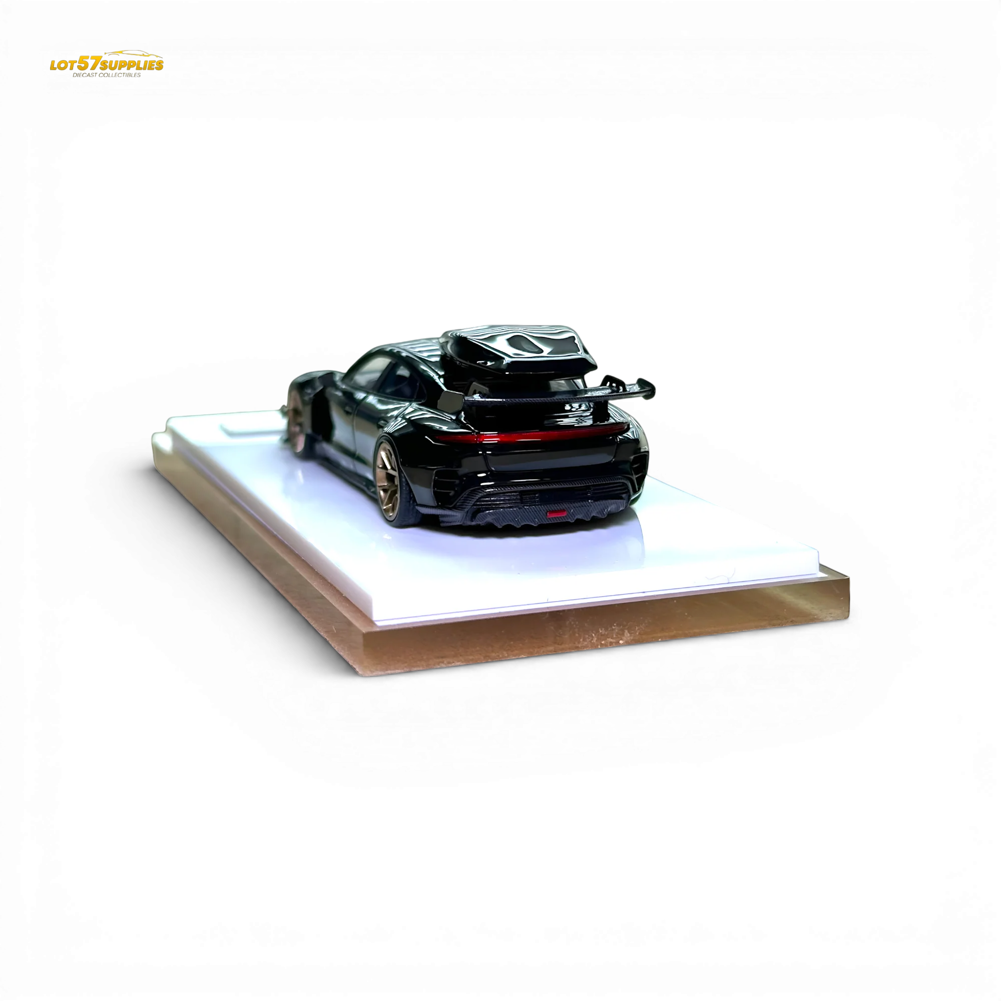 404ERROR Porsche Taycan Black with Roof Box 1:64 - Image 4