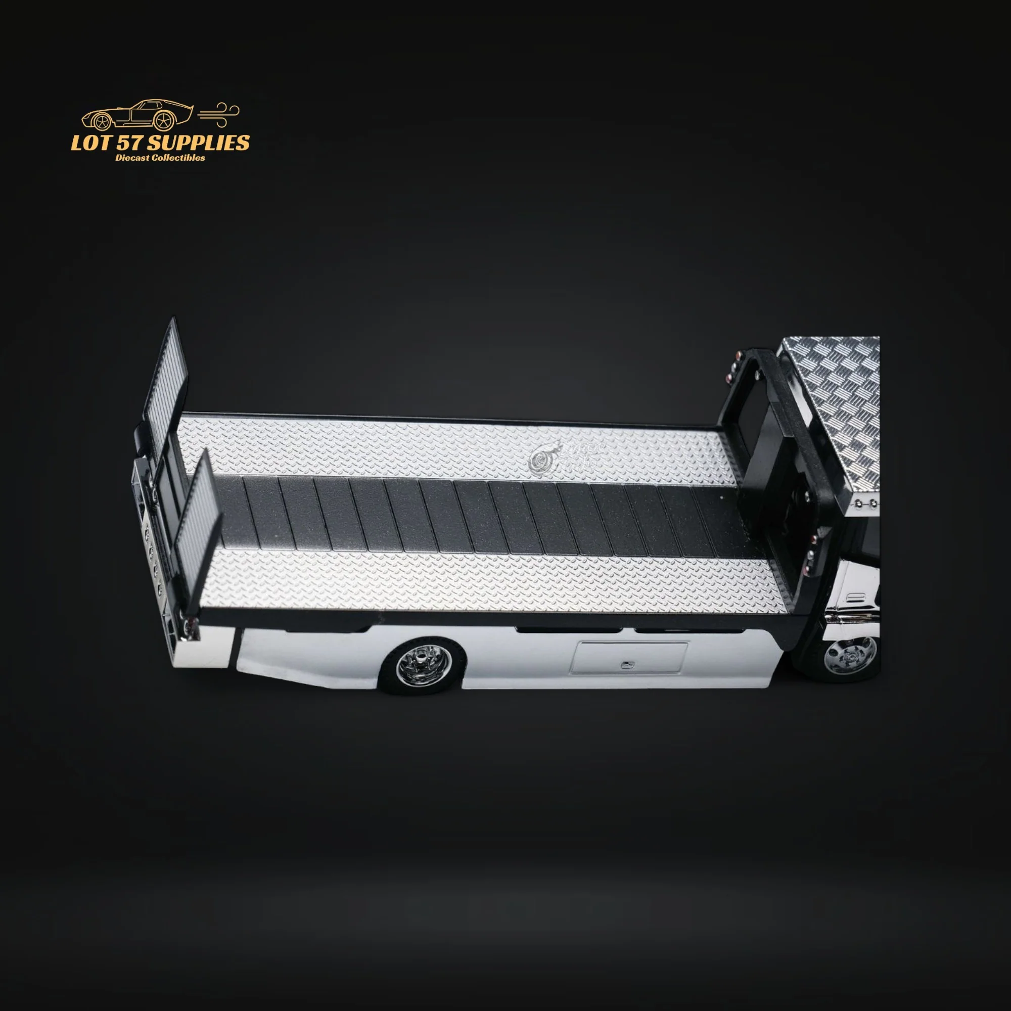 MicroTurbo Dekotora Flatbed Tow Truck 1:64 - Image 4
