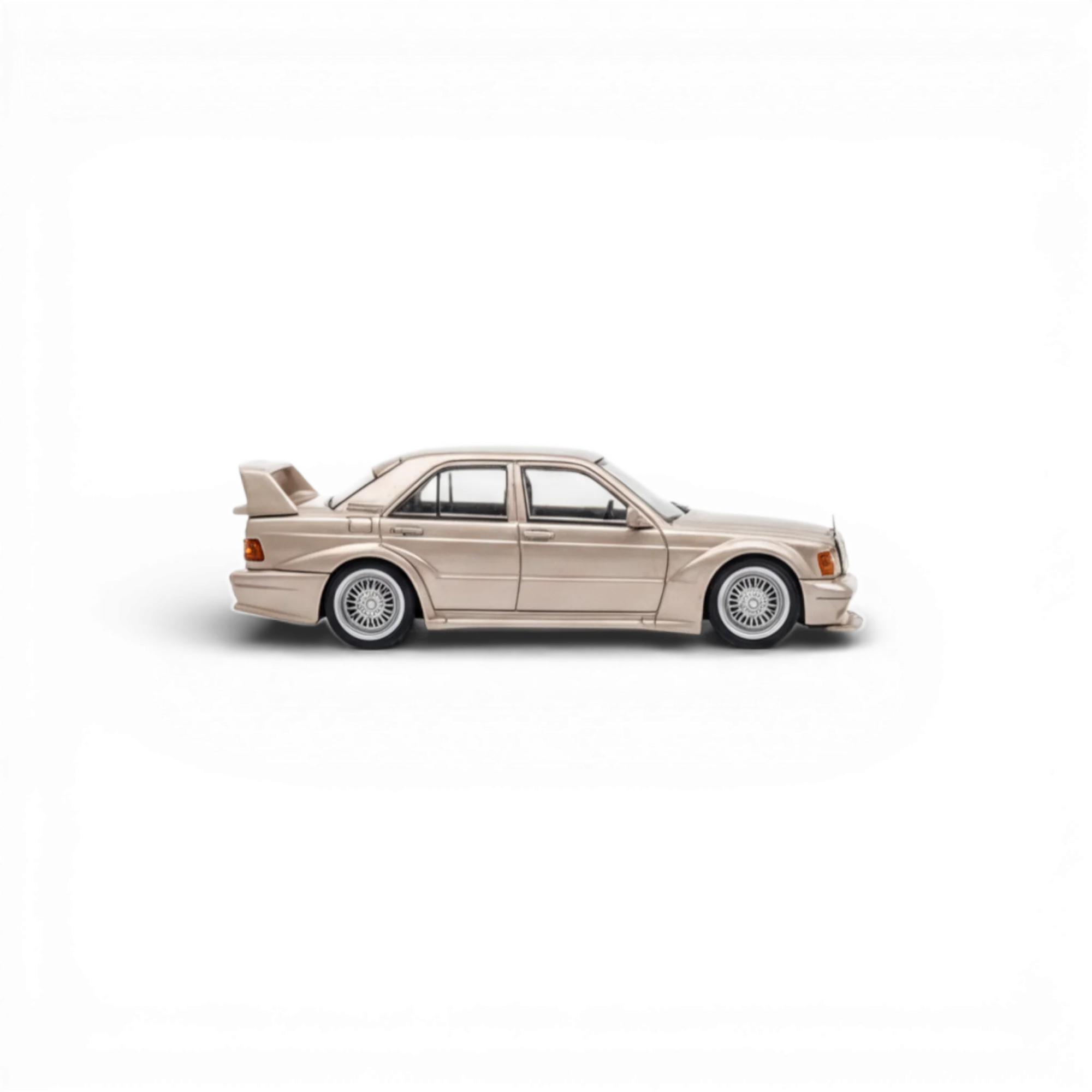 Seeker Mercedes-Benz 190E 2.5-16 Evolution Champagne Gold 1:64 - Image 3